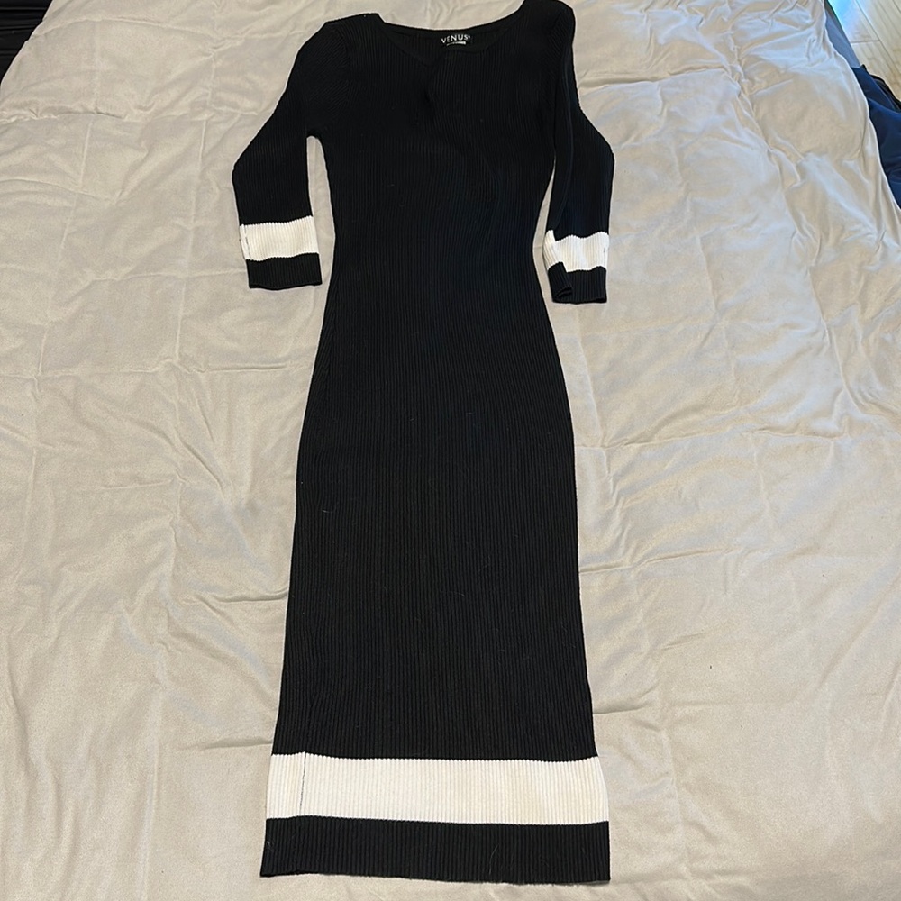 3/4 sleeve sweater dress